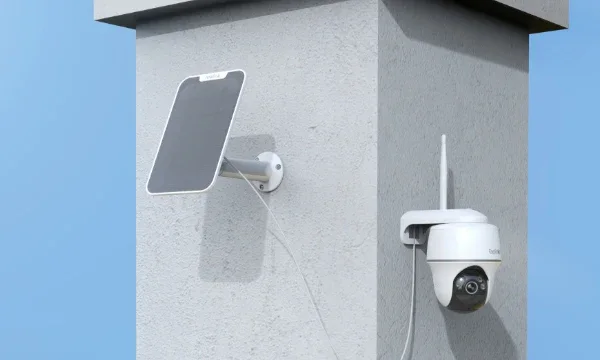 Reolink Argus B430 avec panneau solaire